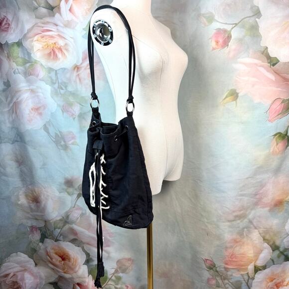 Vintage Y2K Roxy B & W Lace Up Front Cinch Tassel Closure Bucket Style Hobo Bag - Picture 2 of 8